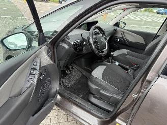 Citroën C4-picasso 1.2 INTENS / 7SEAT picture 14