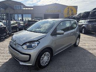 Vaurioauto  passenger cars Volkswagen Up! 1.0 MOVE 2016/2