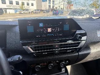 Citroën C4 1.2 PURETECH SHINE picture 22
