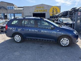 krockskadad bil auto Dacia Logan 0.9 AUTOMAT 2017/6
