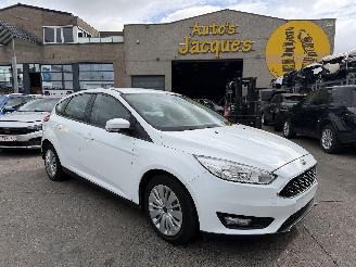 Avarii autoturisme Ford Focus MOTOR ??? 2016/10