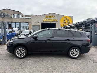 Schadeauto Fiat Tipo 1.4 2020/3