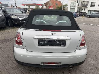 Mini Cooper ONE CABRIO picture 4