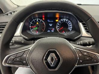 Renault Captur  picture 13