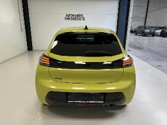 Peugeot 208 ALLURE picture 4