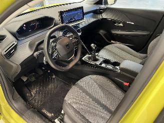 Peugeot 208 ALLURE picture 13