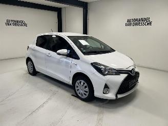  Toyota Yaris HYBRIDE 2017/4