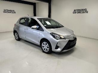 Damaged car Toyota Yaris AUTOMAAT 2018/12