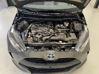 Toyota Yaris HYBRIDE picture 10