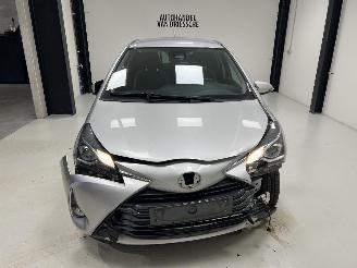 Toyota Yaris HYBRIDE picture 10