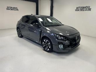 Schadeauto Peugeot 208 ALLURE 2024/7
