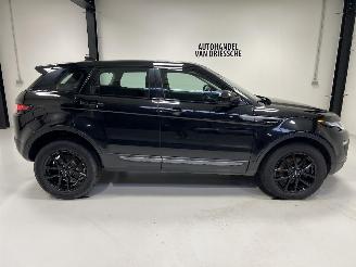 Land Rover Range Rover Evoque 4X4 picture 2