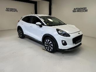 Schadeauto Ford Puma TITANIUM DESIGN 2022/9