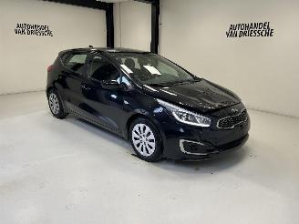 Auto incidentate Kia Cee d  2018/3