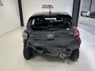 Hyundai I-10 AUTOMAAT picture 4