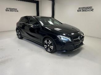 krockskadad bil auto Mercedes A-klasse AUTOMAAT 2017/8