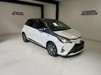Schadeauto Toyota Yaris  2019/11