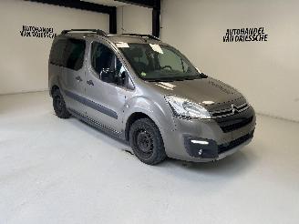 uszkodzony samochody osobowe Citroën Berlingo XTR 2016/3