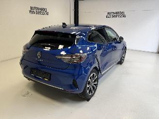 Renault Clio TECHNO picture 4