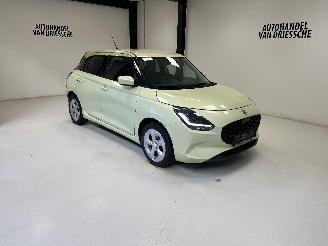 Schadeauto Suzuki Swift AUTOMAAT 2025/4