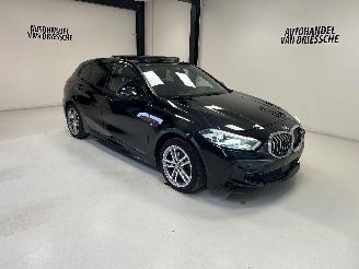 Voiture accidenté BMW 1-serie M-PACK/PANORAMA 2021/5