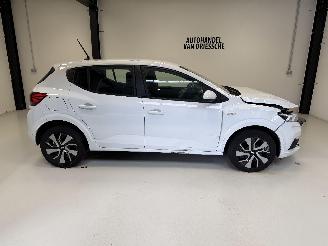 skadebil auto Dacia Sandero  2025/4