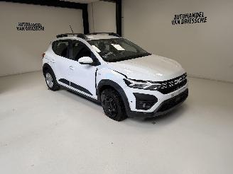 uszkodzony samochody osobowe Dacia Sandero STEPWAY/LPG+ESSENCE 2024/4