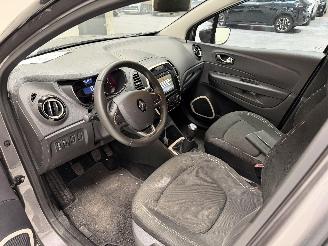 Renault Captur  picture 13
