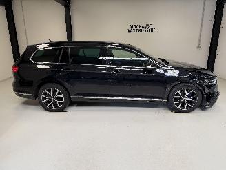 Damaged car Volkswagen Passat GTE/ PLUG IN 2023/8