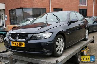 BMW 3-serie E90 318D picture 1