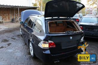 BMW 5-serie E61 525i picture 14