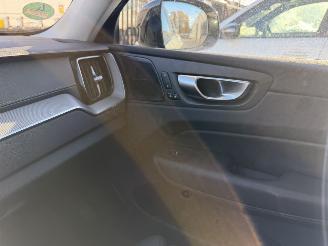 Damaged car Volvo Xc-60 T6 ultra dark awd / Panorama/ Luchtvering 2025/2