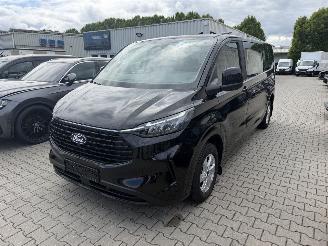 Schadeauto Ford Tourneo Custom 9 persoons L2 ahk/ Navi/ Kamera 2025/7