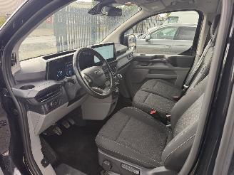 Ford Tourneo Custom L2 9-persoons picture 6