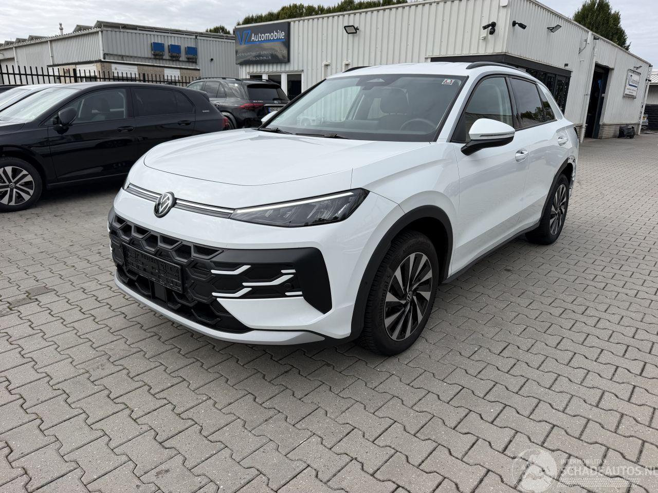 Volkswagen T-Roc 1.5 eTSI  energy nieuw model