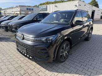 krockskadad bil auto Volkswagen Tiguan 2.0 TDI 142 kw 4Motion R-Line / Panorama 2026/3