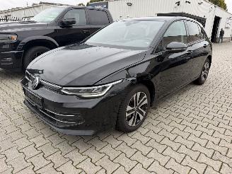 Damaged car Volkswagen Golf 1.5 TSI Goal 2025/1