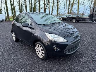 Ford Ka TITANIUM picture 2