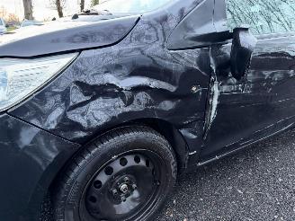 Ford Ka TITANIUM picture 8