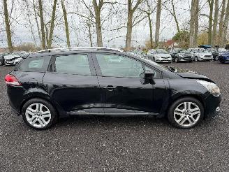 skadebil auto Renault Clio IV GRANDTOUR 2020/6