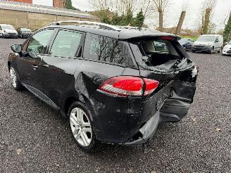 Renault Clio IV GRANDTOUR picture 11