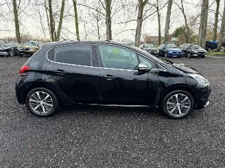  Peugeot 208 ALLURE 2019/7