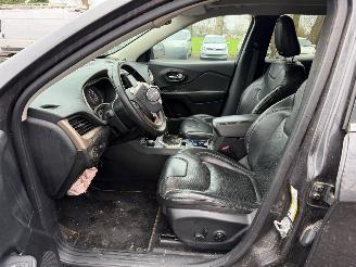 Jeep Cherokee LIMITED picture 19