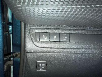 Peugeot 2008 ALLURE picture 32