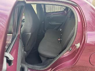 Peugeot 108 1.0 picture 18