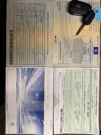 Peugeot 208 1.2 I picture 33