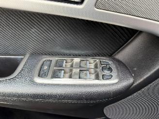 Jaguar XF 2.2 D picture 33