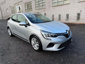 Renault Clio 1.0 TCE picture 2