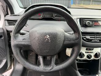 Peugeot 208 1.2 I picture 27