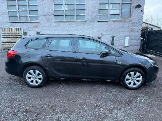 Opel Astra 1.6 CDTI ENJOY picture 1